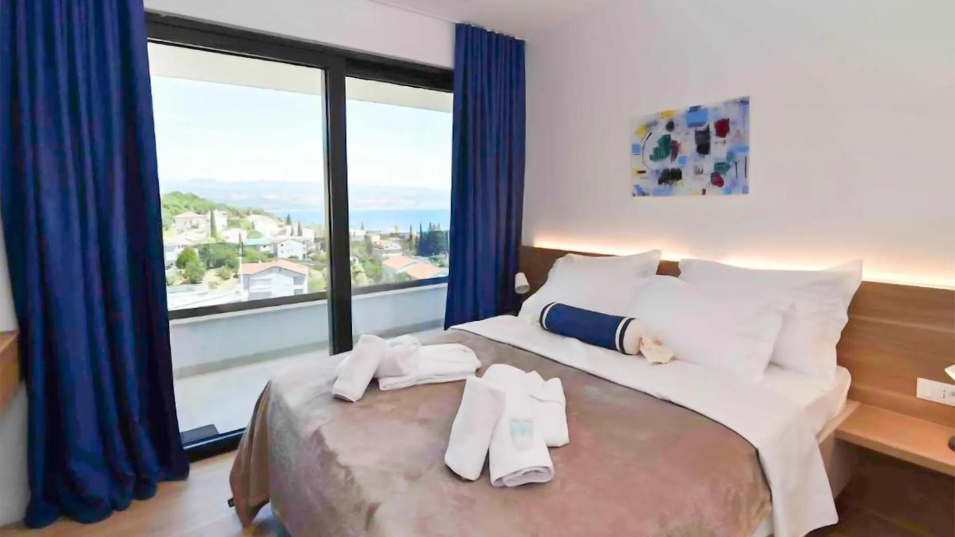 Cozy Home In Icici With Harbor View 0*,