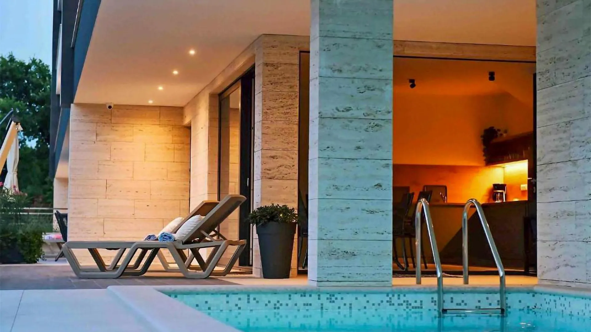 Holiday home Cozy Home In Icici With Harbor View Croatia